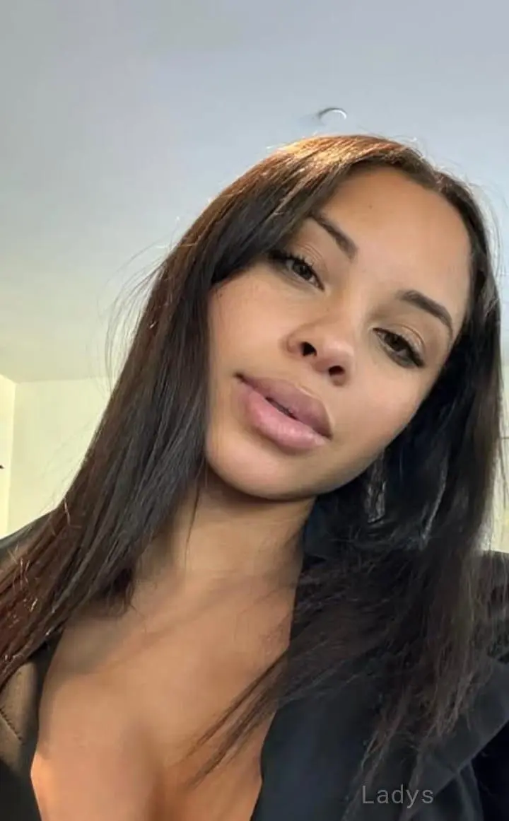 Susan, 24 years beautiful nude Jersey Shore escorts girl, height 164 sm, Weight 60 kg