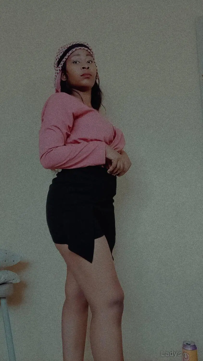 Tiana, 33 years old Johannesburg escort girl with big tits, height 156 sm, Weight  kg