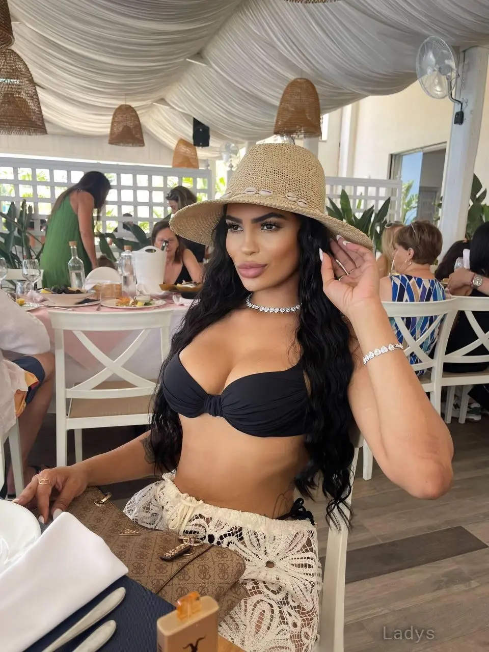 SOPHIA, 20 years beautiful nude Johannesburg escorts girl, height 159 sm, Weight 57 kg