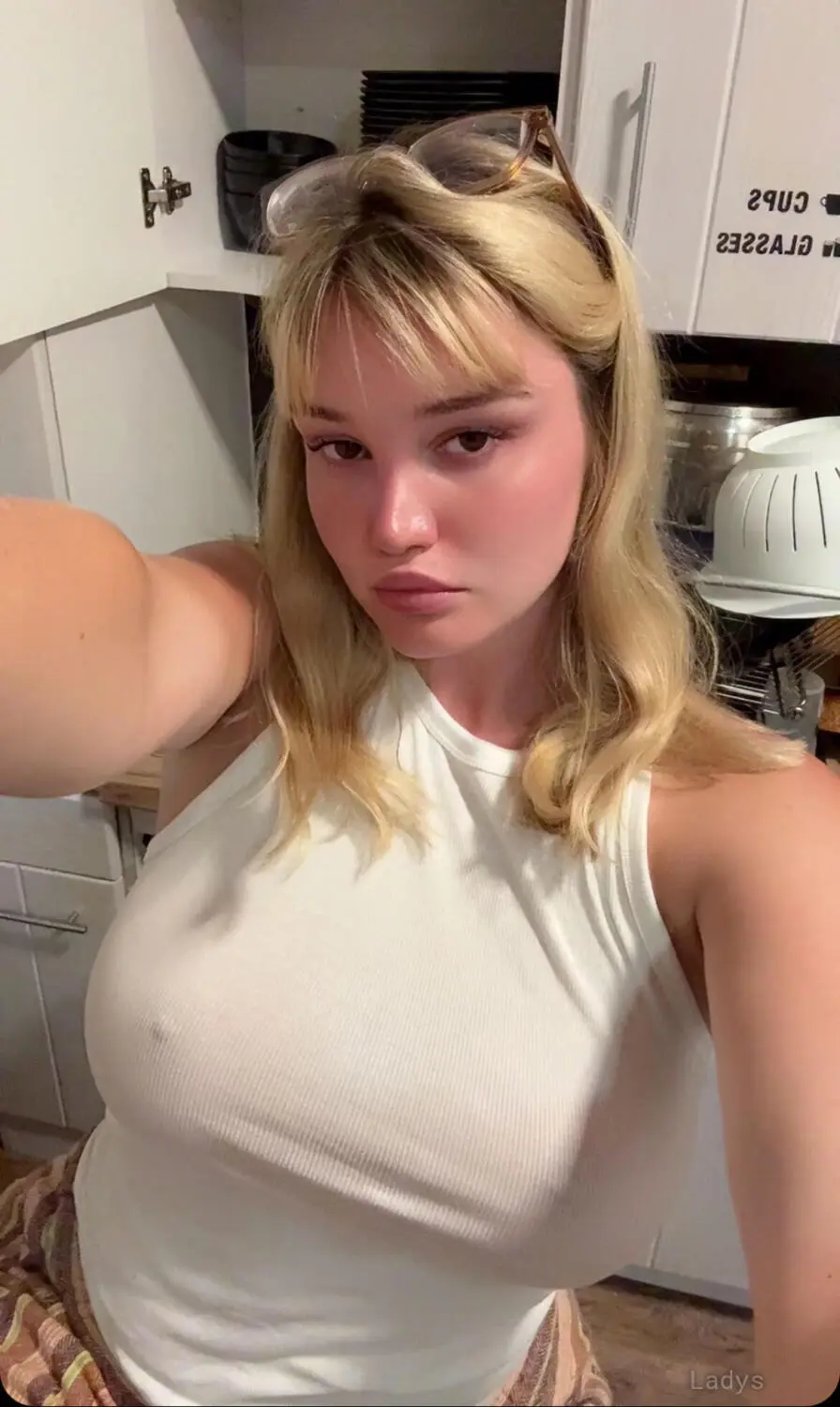 I am available for you honey, 24 years beautiful nude Joliet escorts girl, height 173 sm, Weight 64 kg