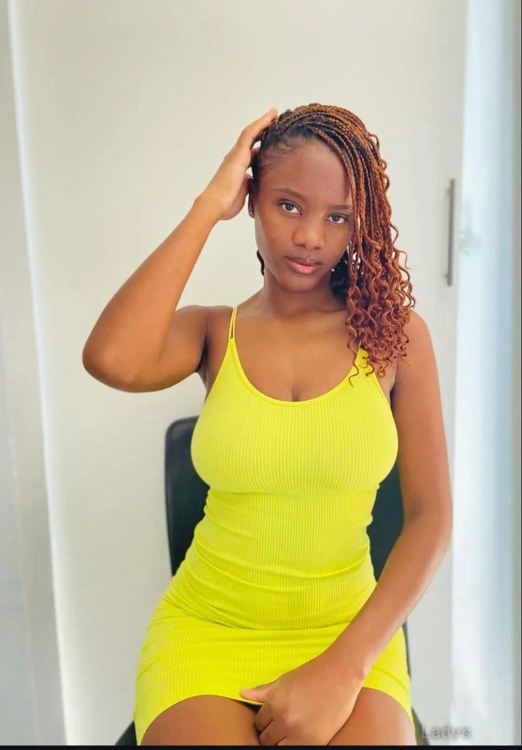 Linda, 25 years old Jubail escort girl with big tits, height 157 sm, Weight  kg