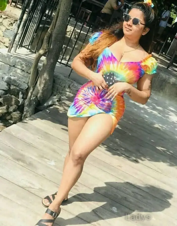 Payal, years old Juffair escort girl with big tits, height sm, Weight kg