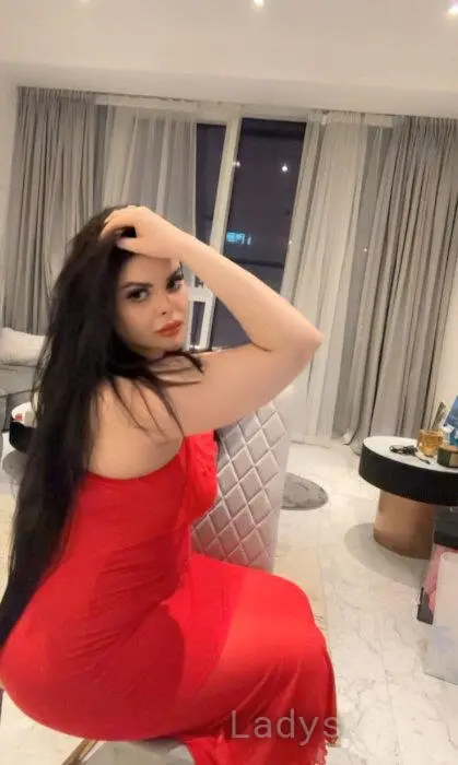 Noura, 23 years beautiful nude Juffair escorts girl, height 168 sm, Weight 66 kg