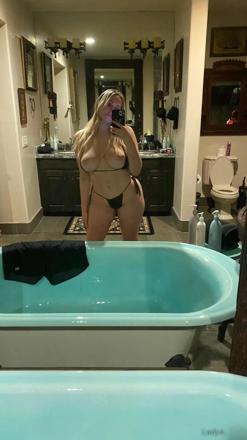 Esthermanzikaiserslautern, 26 years beautiful nude Kaiserslautern escorts girl, height 175 sm, Weight 60 kg