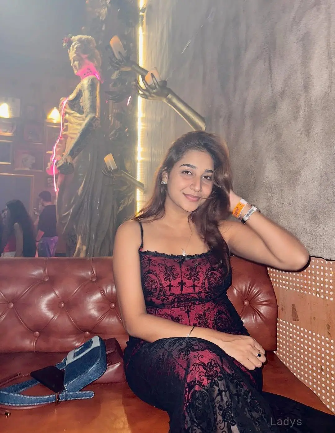 Nandini, 23 years beautiful nude Kalyan Dombivli escorts girl, height 153 sm, Weight  kg