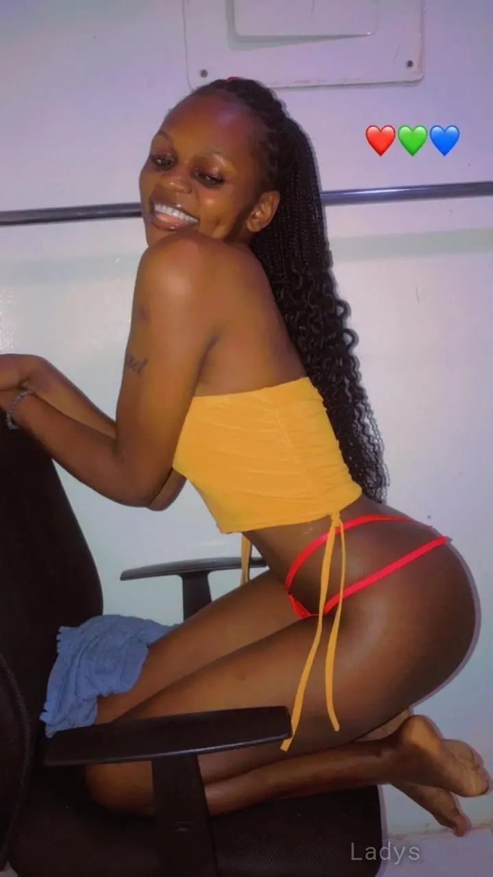 Benin, 26 years old Kampala escort girl with big tits, height 160 sm, Weight kg