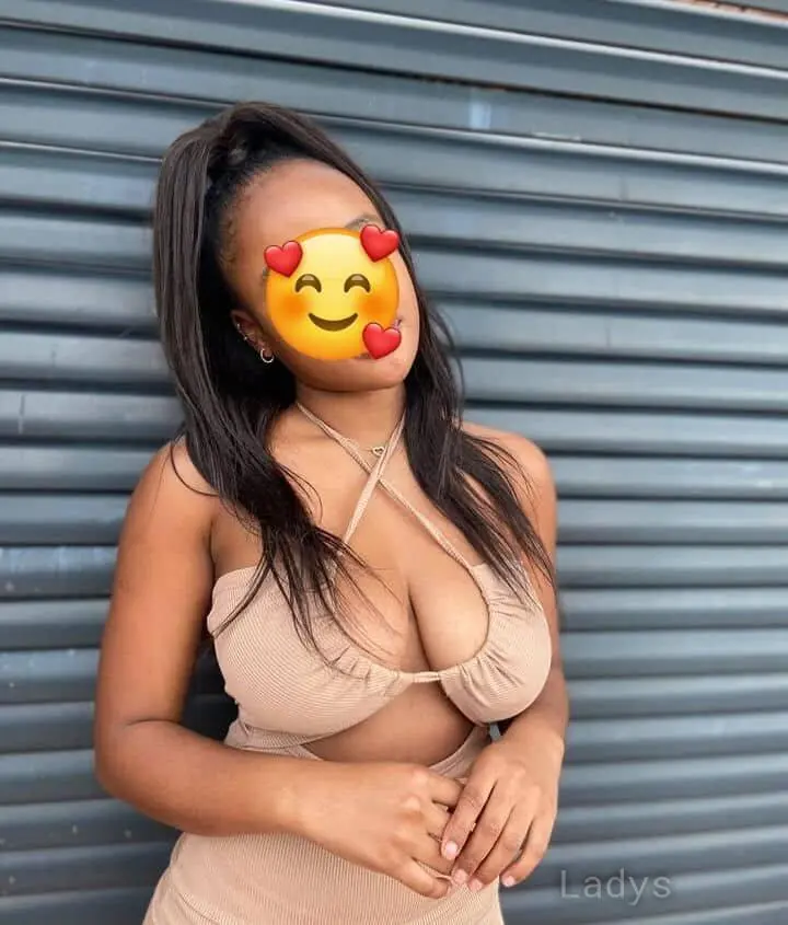 Ava, 24 years beautiful nude Kampala escorts girl, height 165 sm, Weight kg