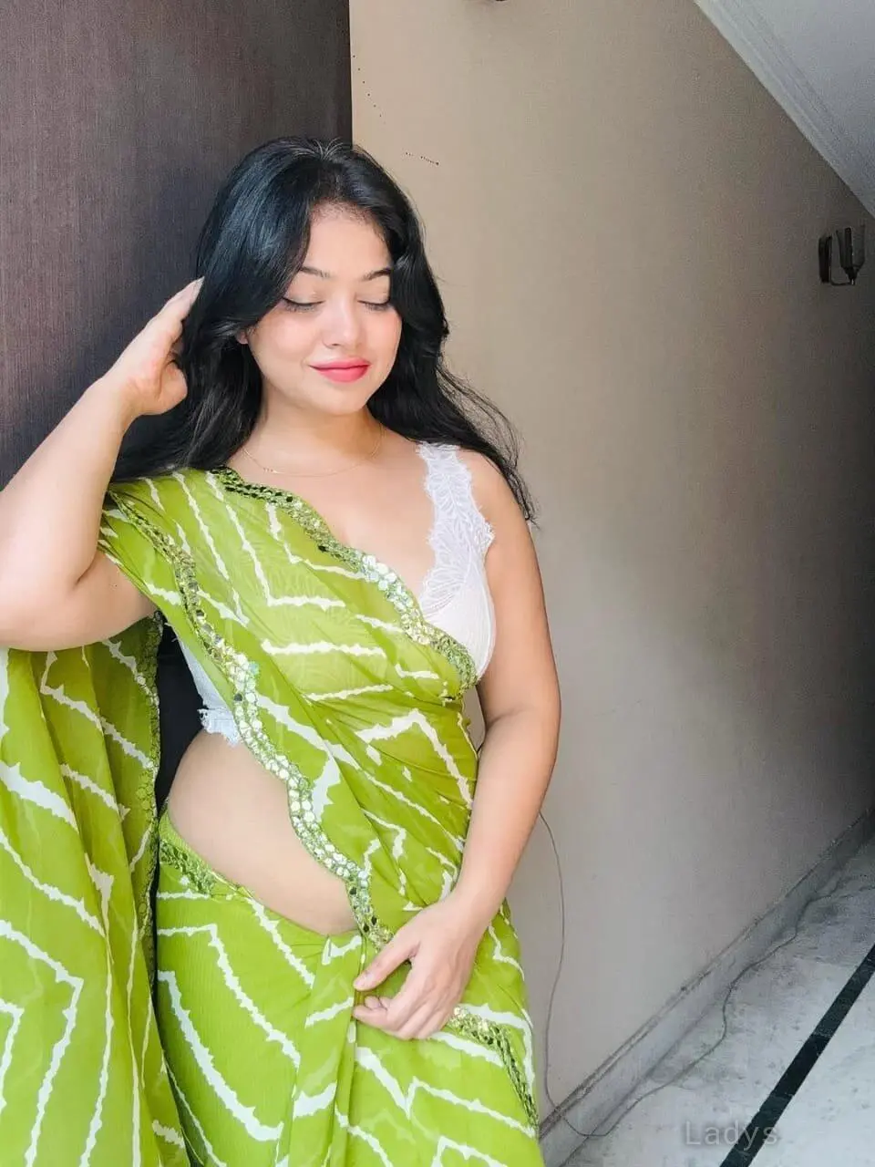 Safiya,  years old Kanpur escort girl with big tits, height  sm, Weight  kg