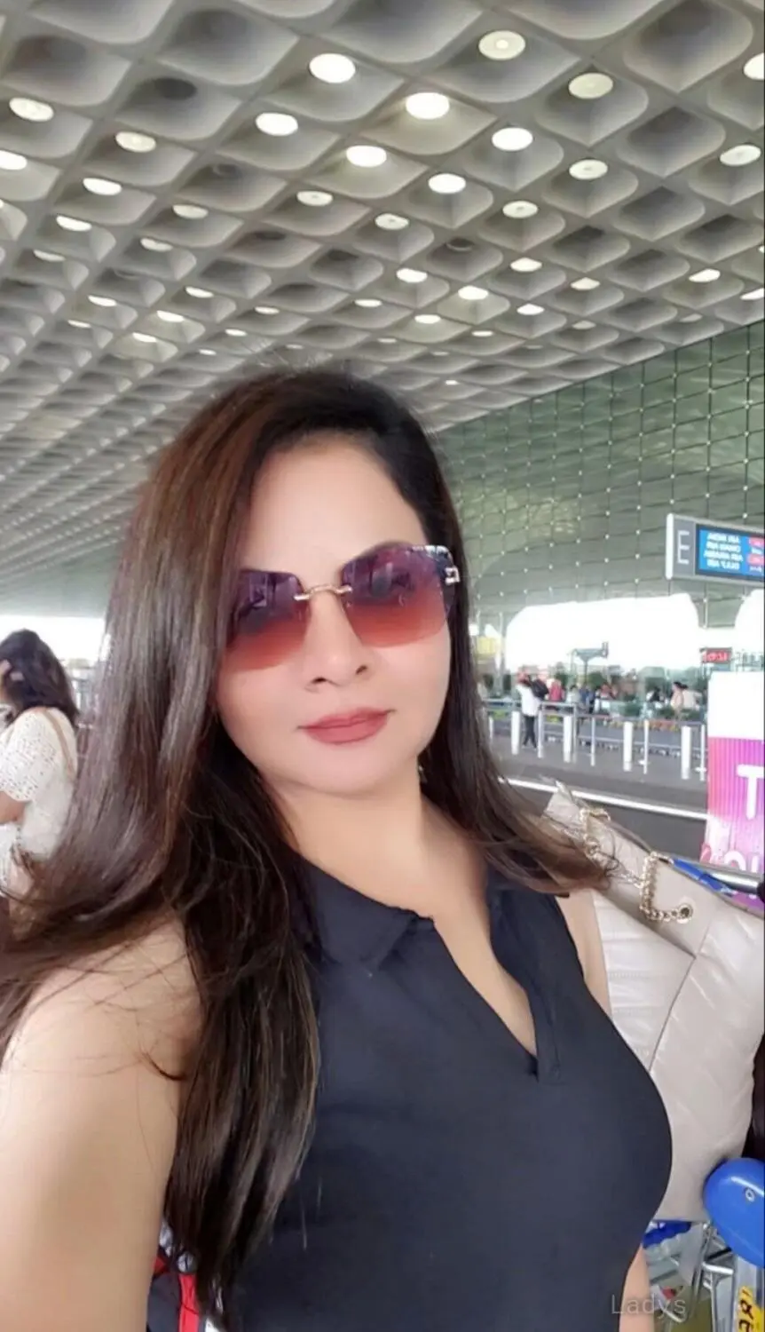 Sweta, 22 years beautiful nude Kanpur escorts girl, height 154 sm, Weight  kg