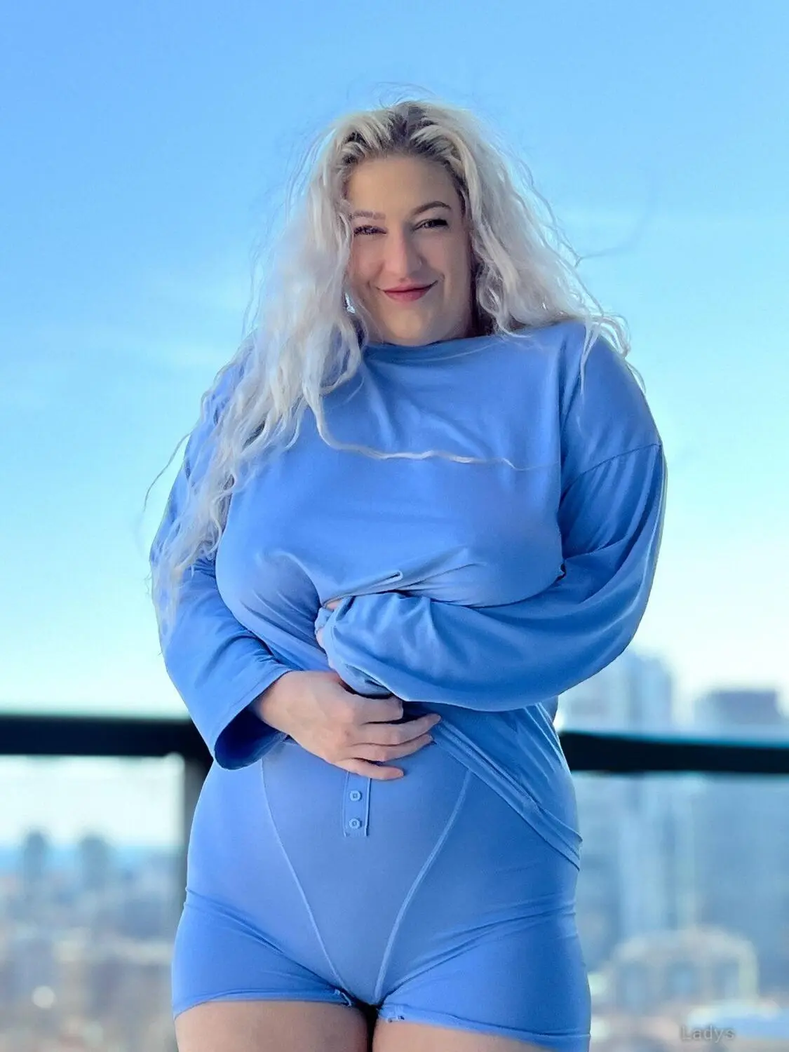 DORCAS, 28 years beautiful nude Kansas City escorts girl, height 171 sm, Weight 55 kg
