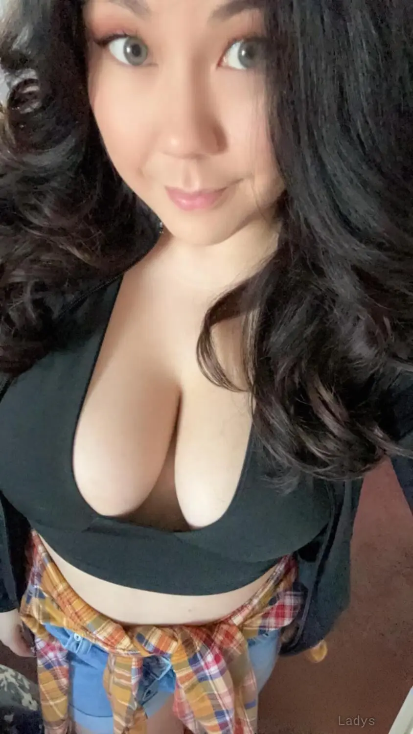 Greeneye dasian, 20 years beautiful nude Kansas City escorts girl, height 157 sm, Weight 63 kg