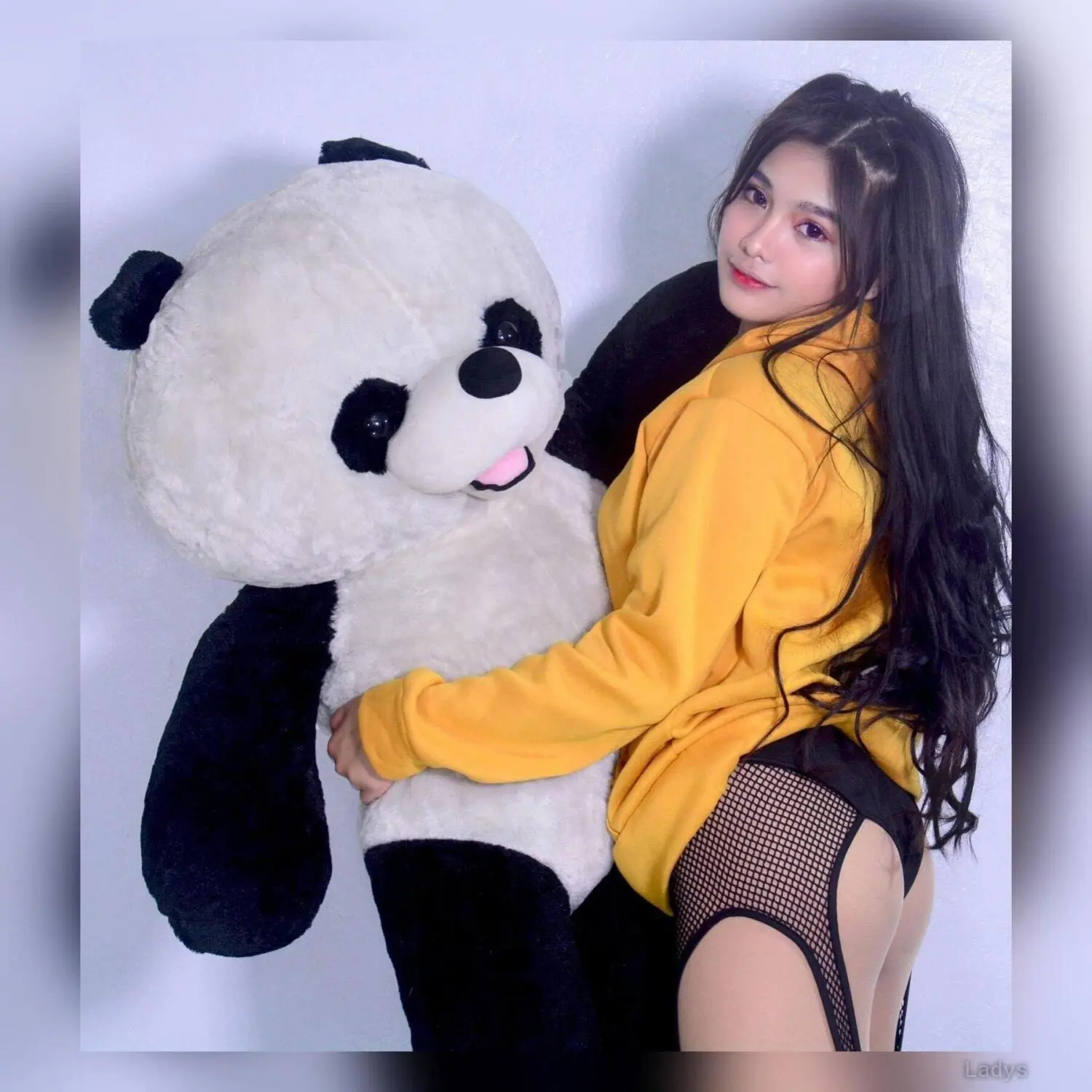 Khaori, 20 years hot nedes Kaohsiung rscorts girl, height 160 sm, Weight kg