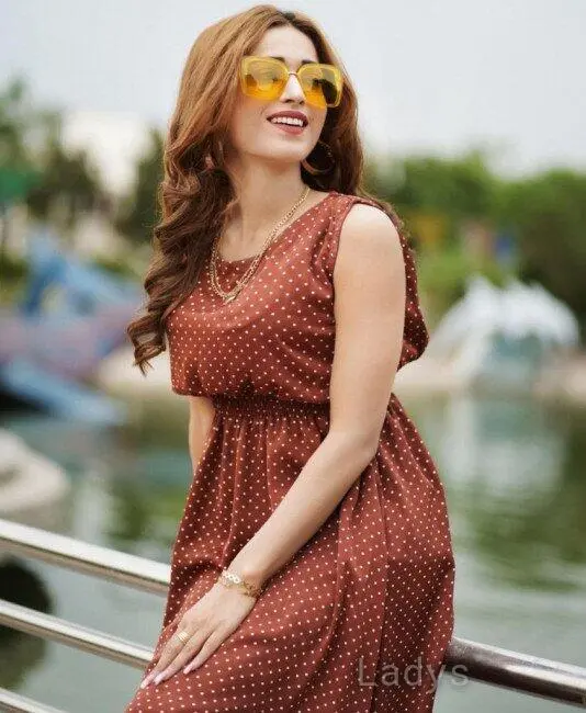 Morgan, 25 years asian escorts girl, height 167 sm, Weight  kg, Karachi eacort