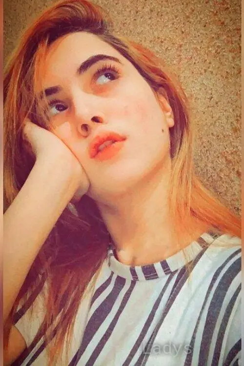 Zahra, 24 years old Karachi escort girl with big tits, height sm, Weight kg