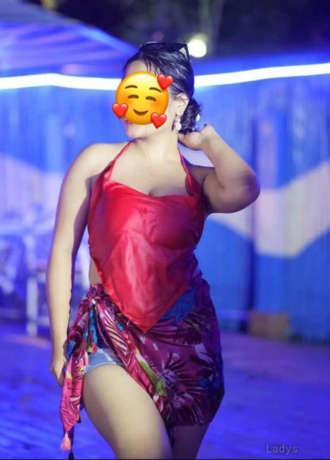 Aarushi, 25 years old Kathmandu escort girl with big tits, height 165 sm, Weight kg