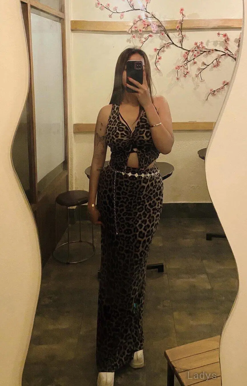 Aayushi, 23 years old Kathmandu escort girl with big tits, height 165 sm, Weight kg