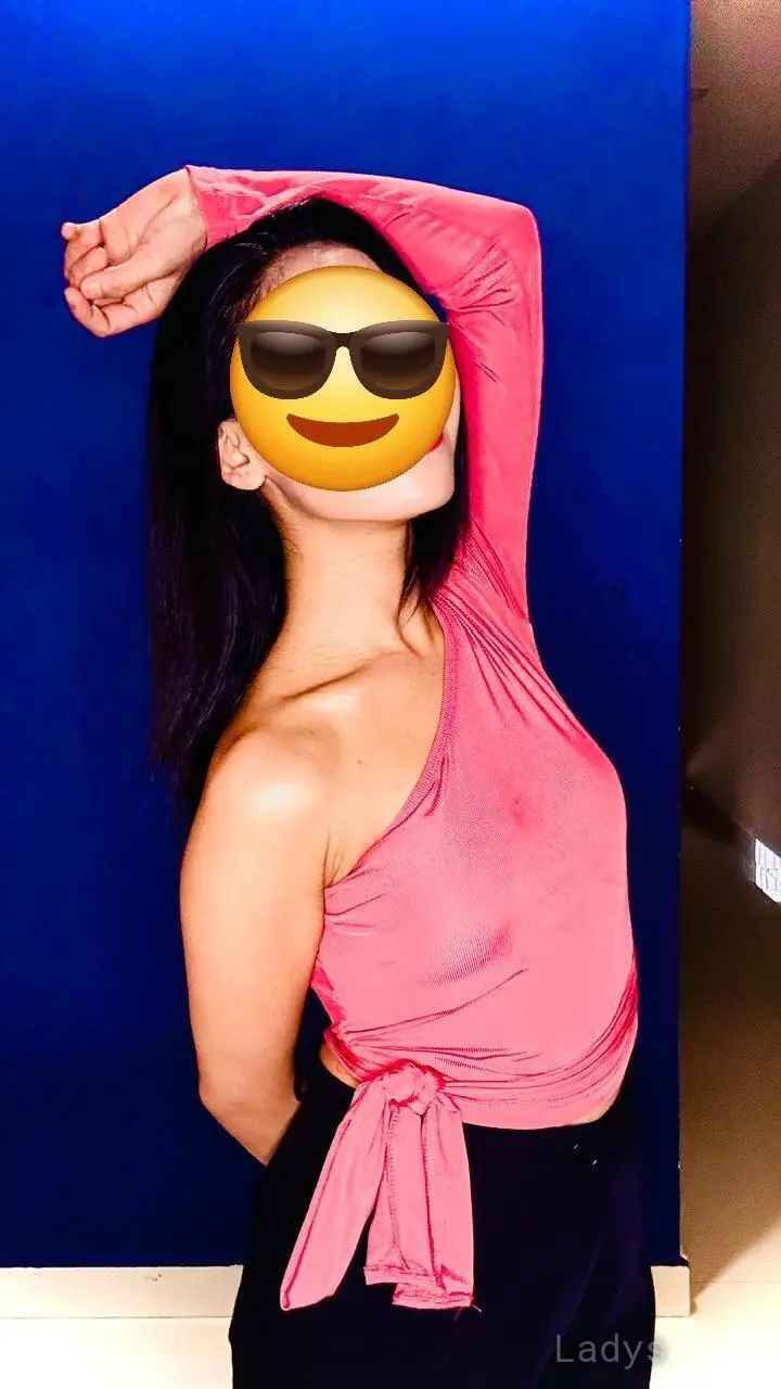Kate, 25 years old Kathmandu escort girl with big tits, height 163 sm, Weight kg