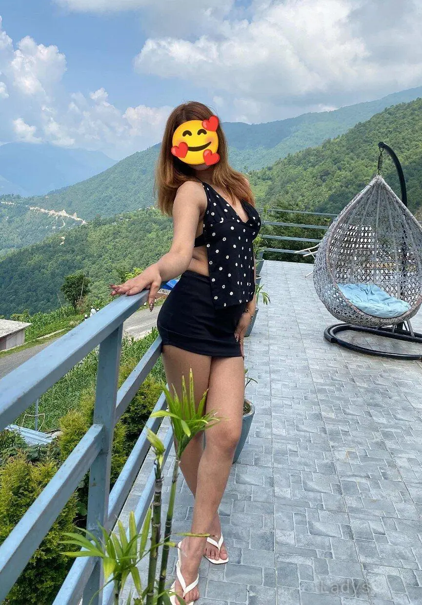 Aashma, 24 years beautiful nude Kathmandu escorts girl, height 165 sm, Weight  kg