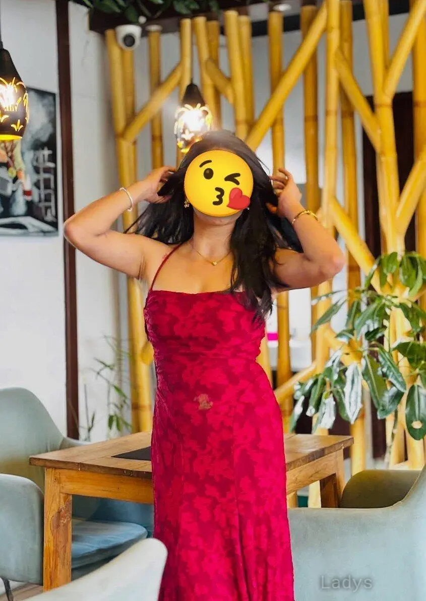 Emma, 23 years beautiful nude Kathmandu escorts girl, height 163 sm, Weight  kg