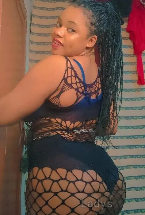 Gina, 24 years beautiful nude Kathmandu escorts girl, height 159 sm, Weight 57 kg