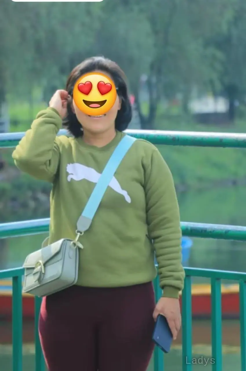 Lisha, 23 years beautiful nude Kathmandu escorts girl, height 183 sm, Weight  kg