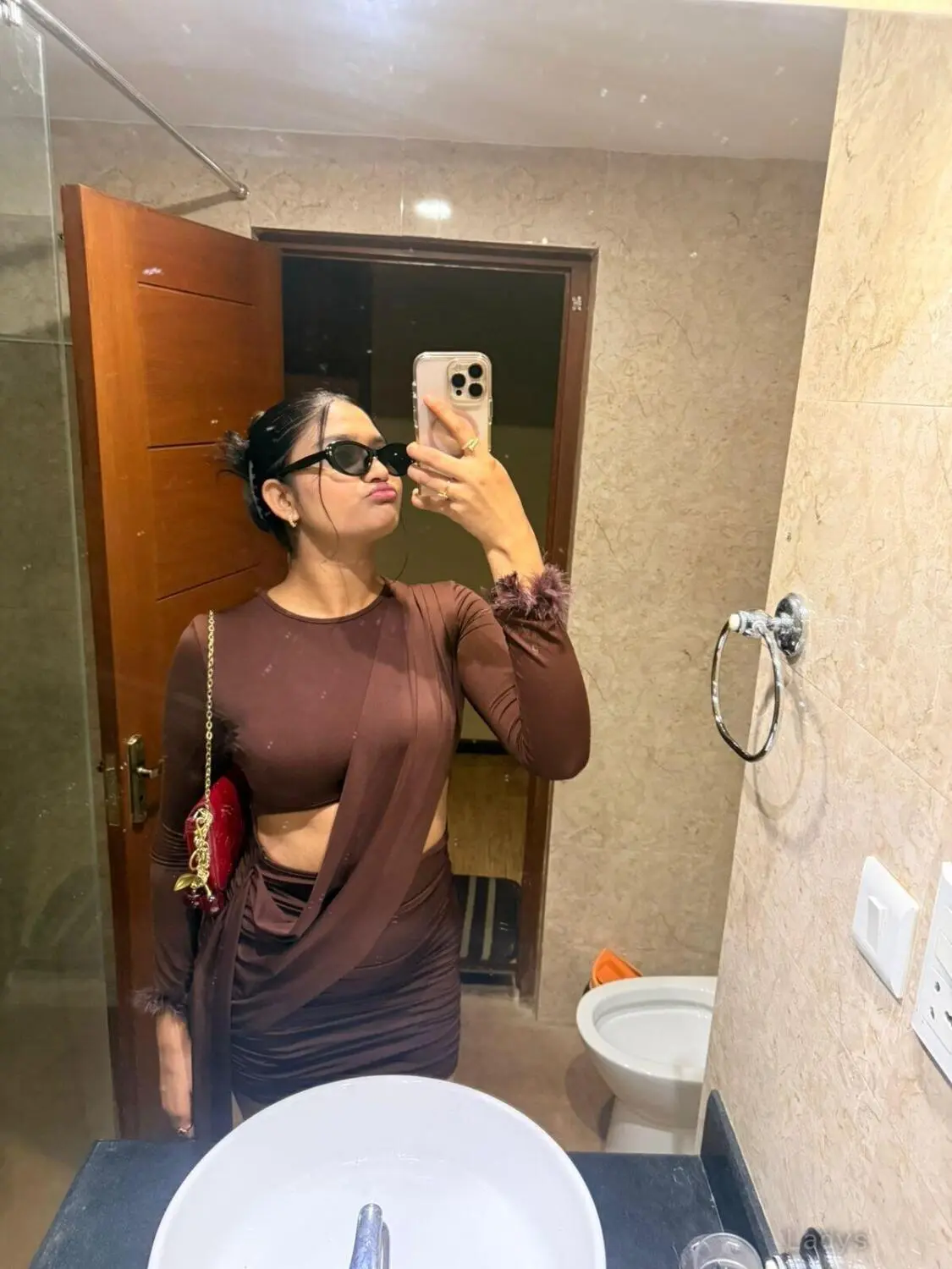 Mahi, 22 years beautiful nude Kathmandu escorts girl, height 154 sm, Weight  kg