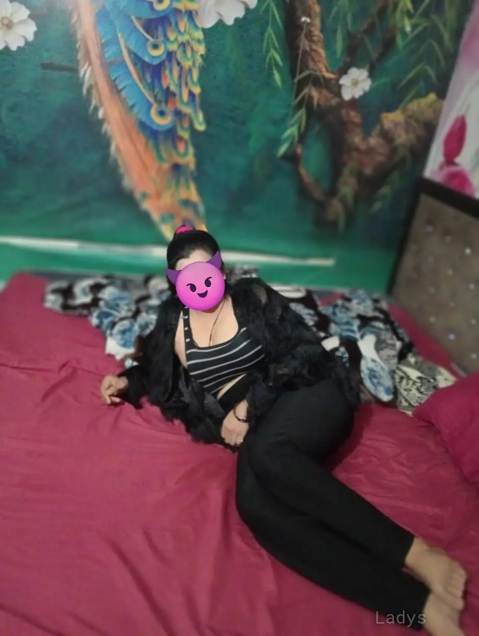 Meera Chettri, 25 years beautiful nude Kathmandu escorts girl, height 167 sm, Weight kg