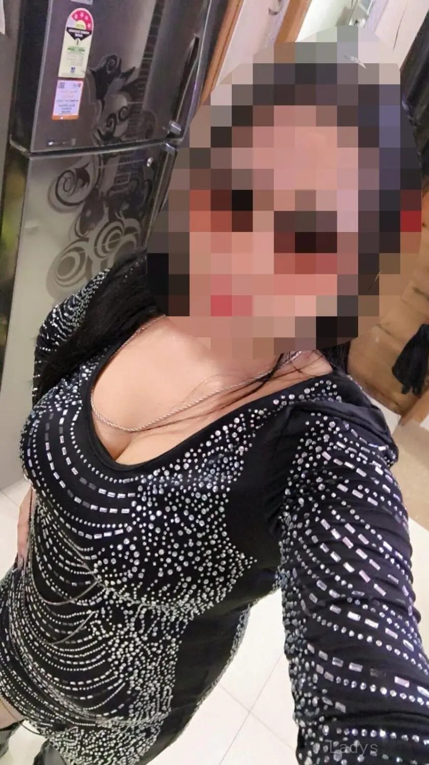 Mira, 24 years beautiful nude Kathmandu escorts girl, height 151 sm, Weight kg