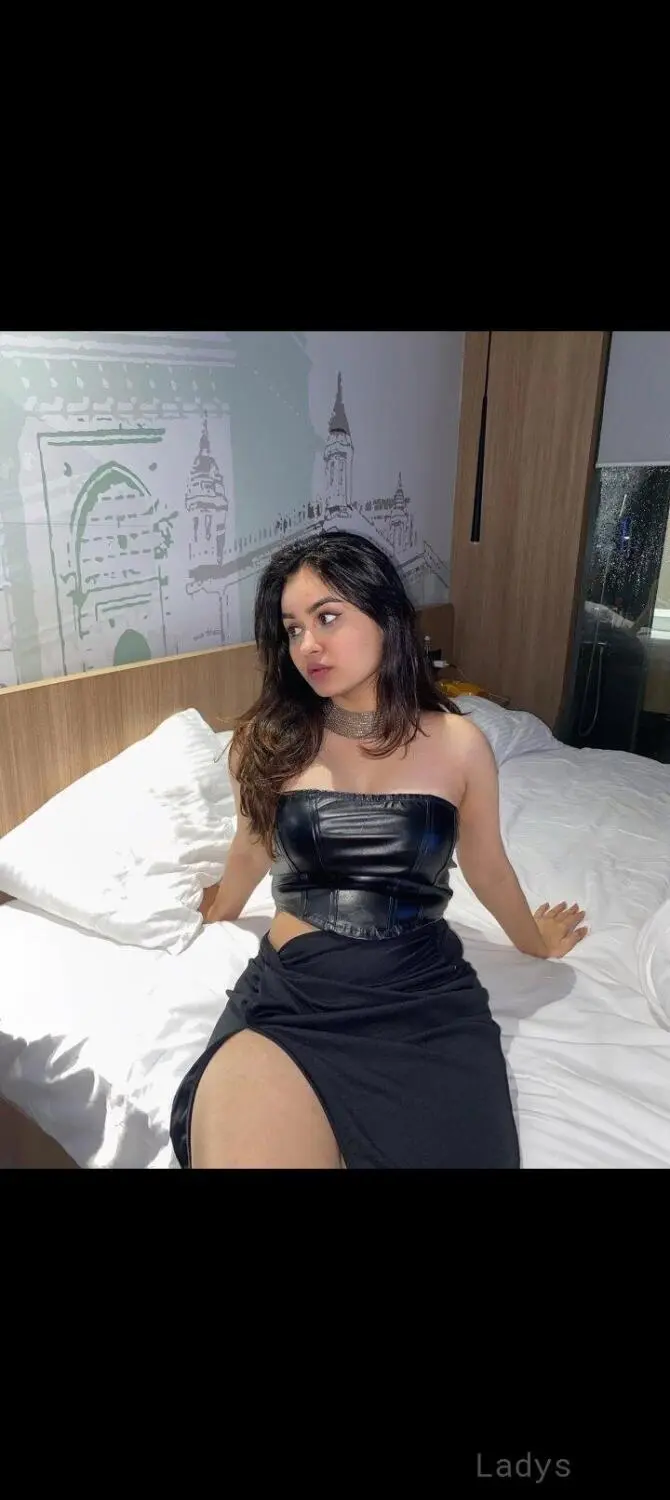 Navya, 22 years beautiful nude Kathmandu escorts girl, height 158 sm, Weight  kg