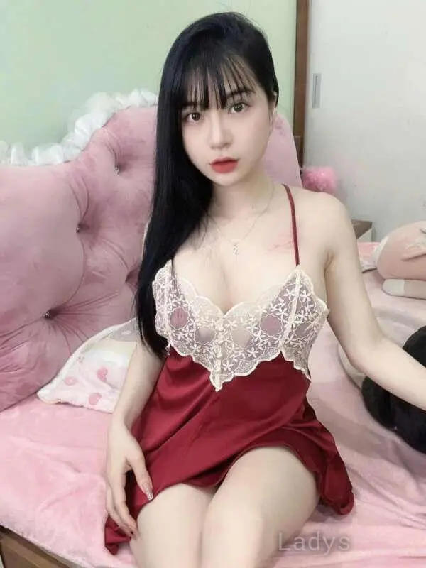 Sanaya, 24 years beautiful nude Kathmandu escorts girl, height 148 sm, Weight 51 kg