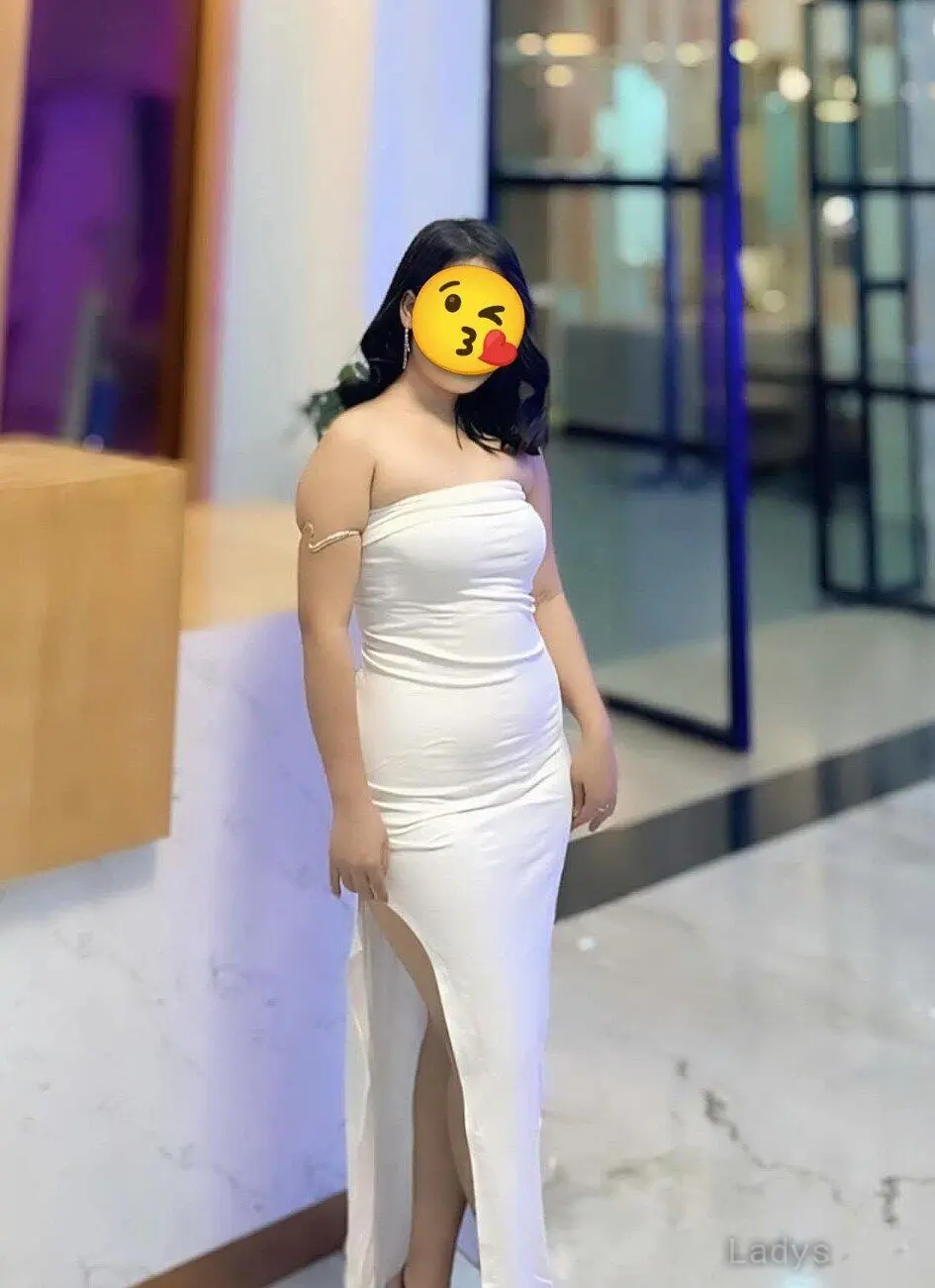 Sunayana, 23 years beautiful nude Kathmandu escorts girl, height 164 sm, Weight kg
