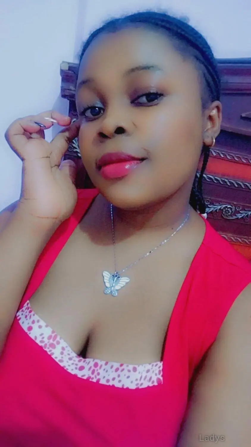 Tanya, 25 years beautiful nude Kathmandu escorts girl, height 157 sm, Weight kg