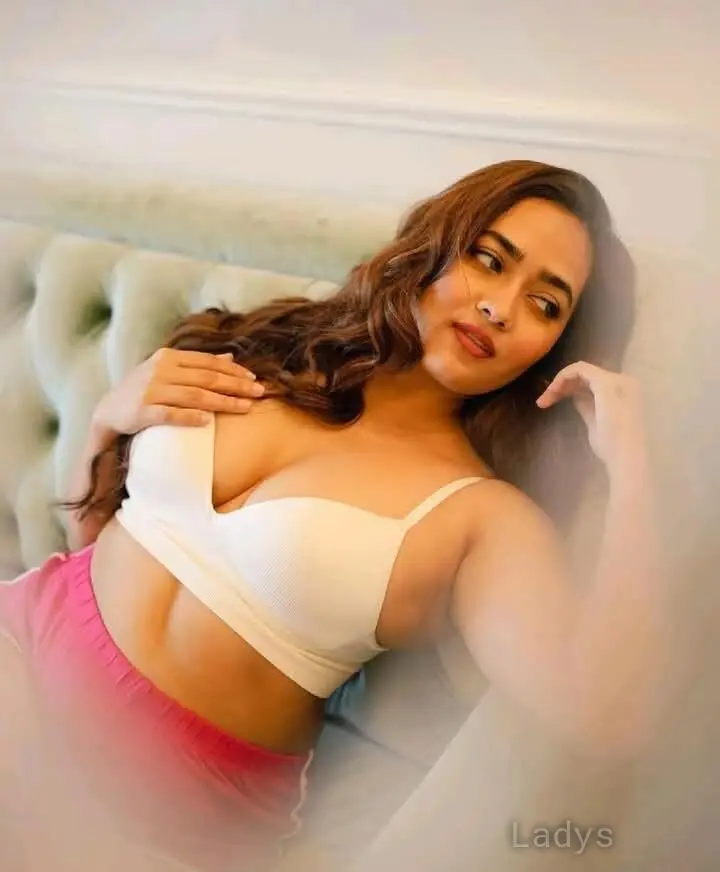 Web came service kathmandu all over, 19 years beautiful nude Kathmandu escorts girl, height 170 sm, Weight 48 kg