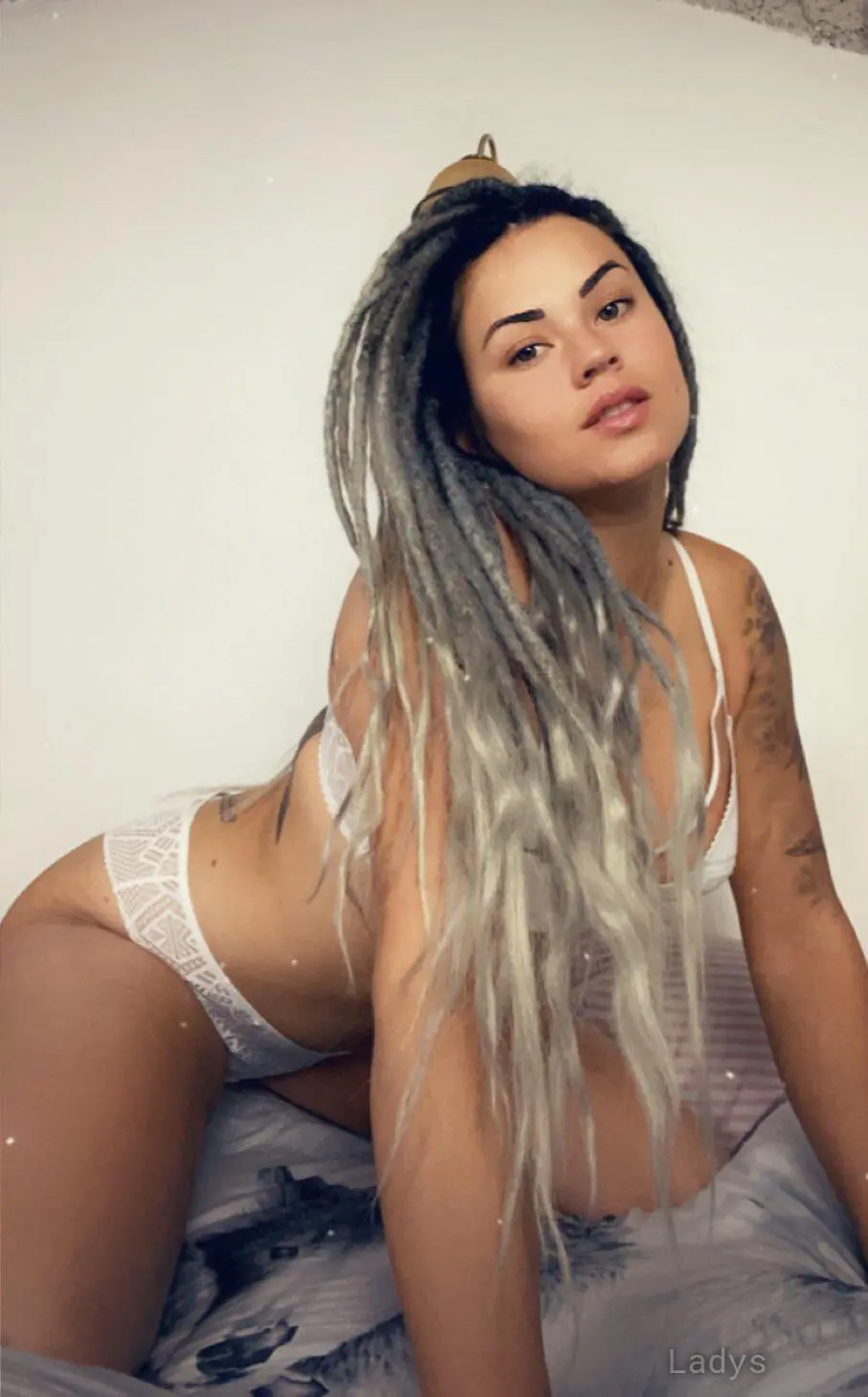 Aviana, 28 years beautiful nude Katowice escorts girl, height 164 sm, Weight 62 kg