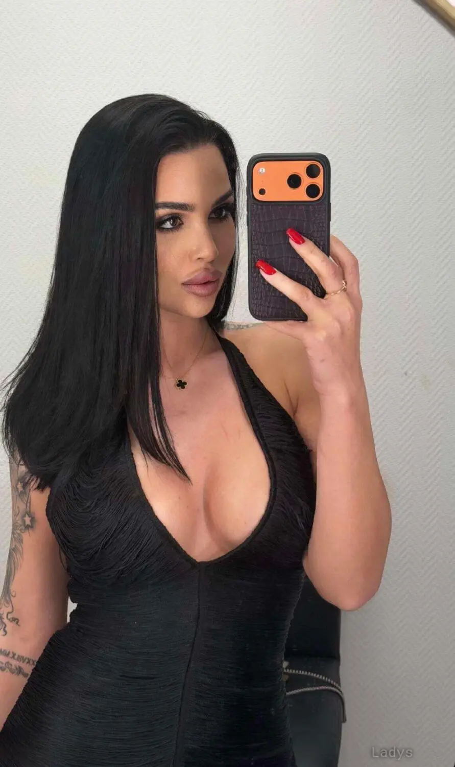 Лера, 25 years beautiful nude Kaunas escorts girl, height 172 sm, Weight 56 kg