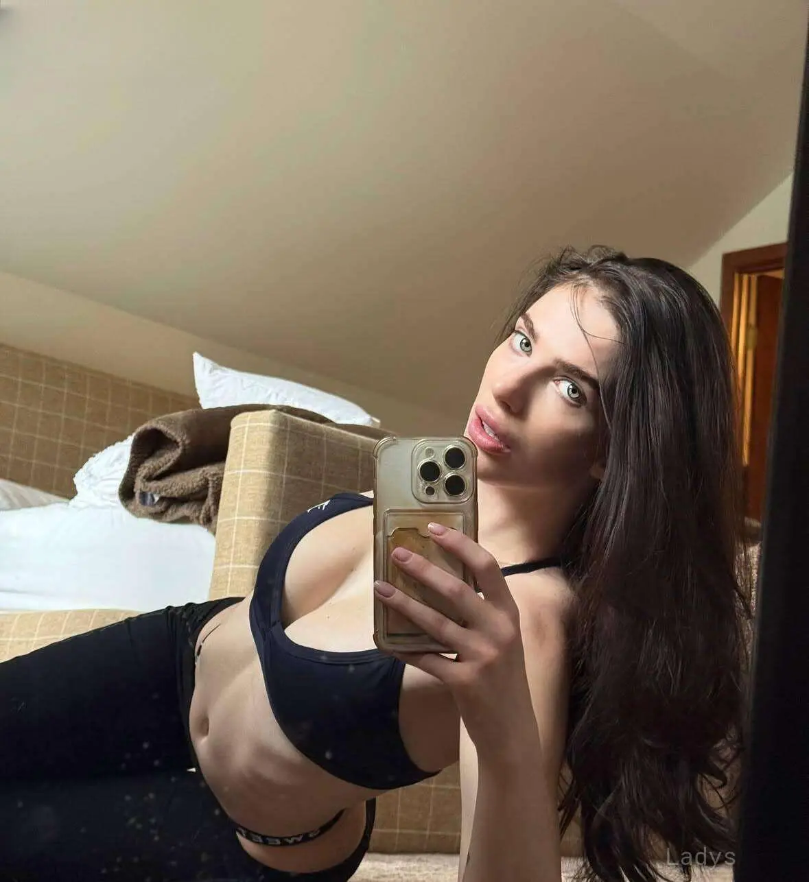 Maria, 25 years beautiful nude Kaunas escorts girl, height 172 sm, Weight 52 kg