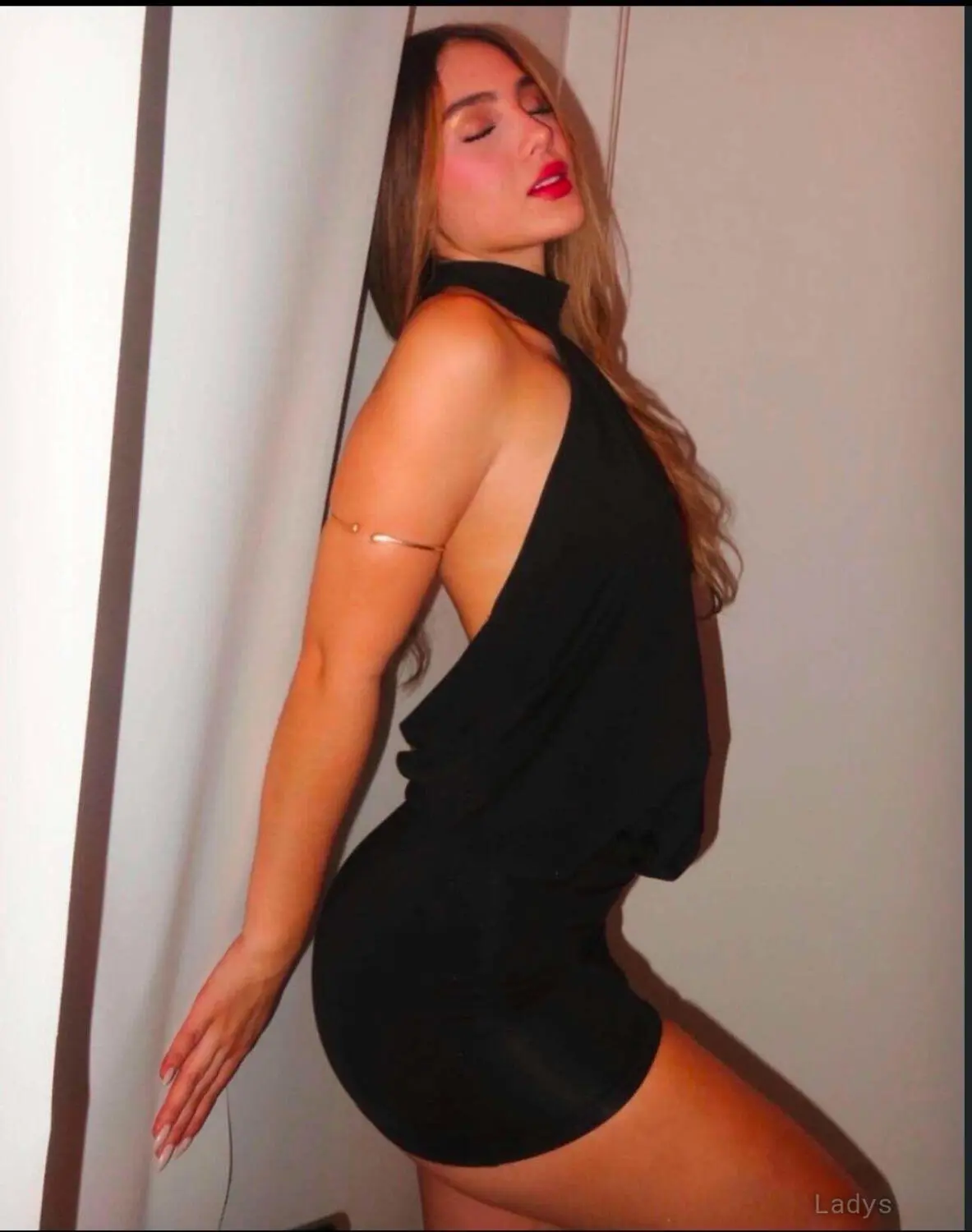 Zoe, 22 years beautiful nude Kaunas escorts girl, height 160 sm, Weight 50 kg