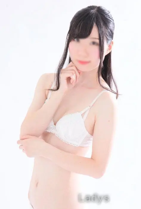 Kiyokami, 22 years beautiful nude Kawasaki escorts girl, height 157 sm, Weight 45 kg