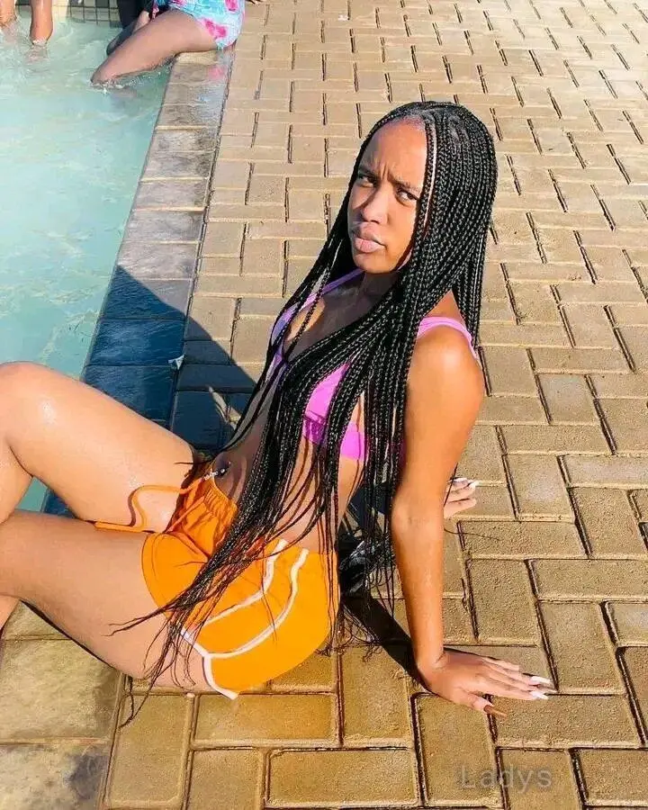 Dianne, 25 years old Kiambu escort girl with big tits, height sm, Weight kg