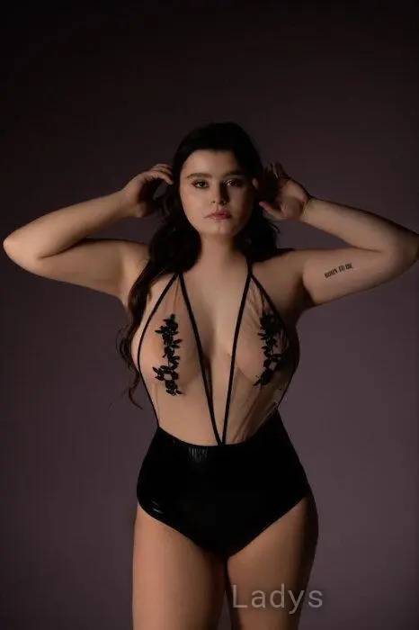 Elena, 24 years beautiful nude Kishinev escorts girl, height 167 sm, Weight 80 kg