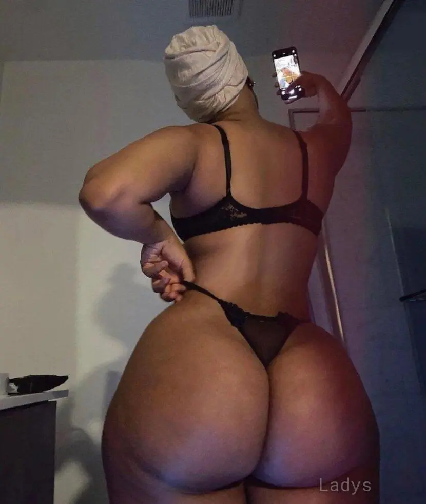 Florence, 27 years old Ko Samui escort girl with big tits, height sm, Weight kg