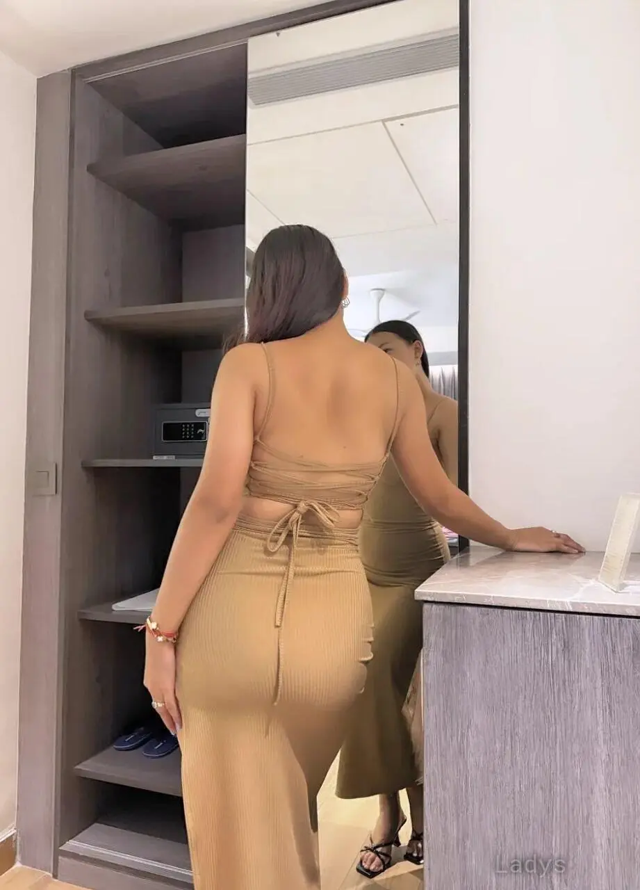 Samaira,  years old Ko Samui escort girl with big tits, height  sm, Weight  kg