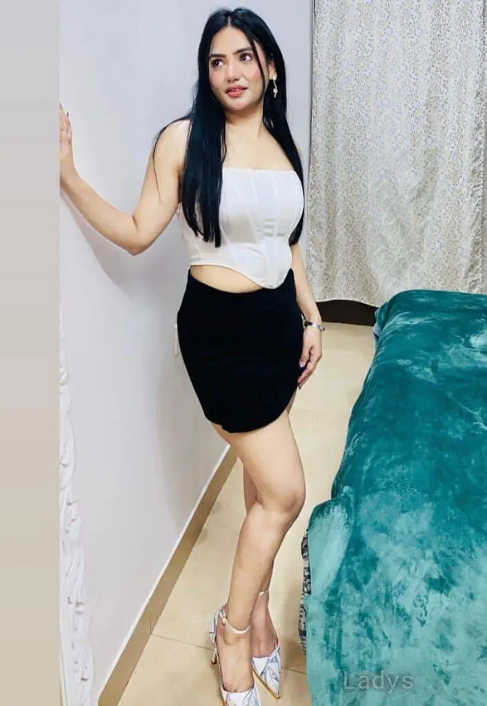 Bhumika, 22 years old Kochi escort girl with big tits, height sm, Weight kg