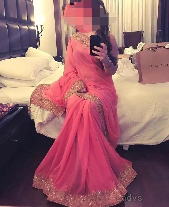 Geeta, 21 years old Kochi escort girl with big tits, height 165 sm, Weight kg