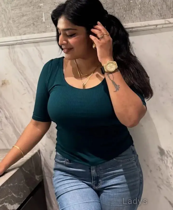 Mallu,  years old Kochi escort girl with big tits, height  sm, Weight  kg