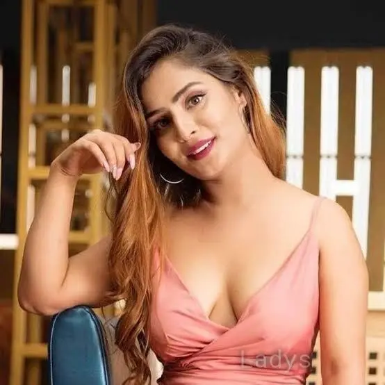 Sneha, 23 years old Kochi escort girl with big tits, height sm, Weight kg