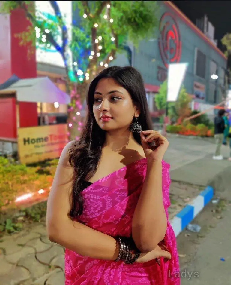 Varsha, 23 years old Kochi escort girl with big tits, height  sm, Weight  kg