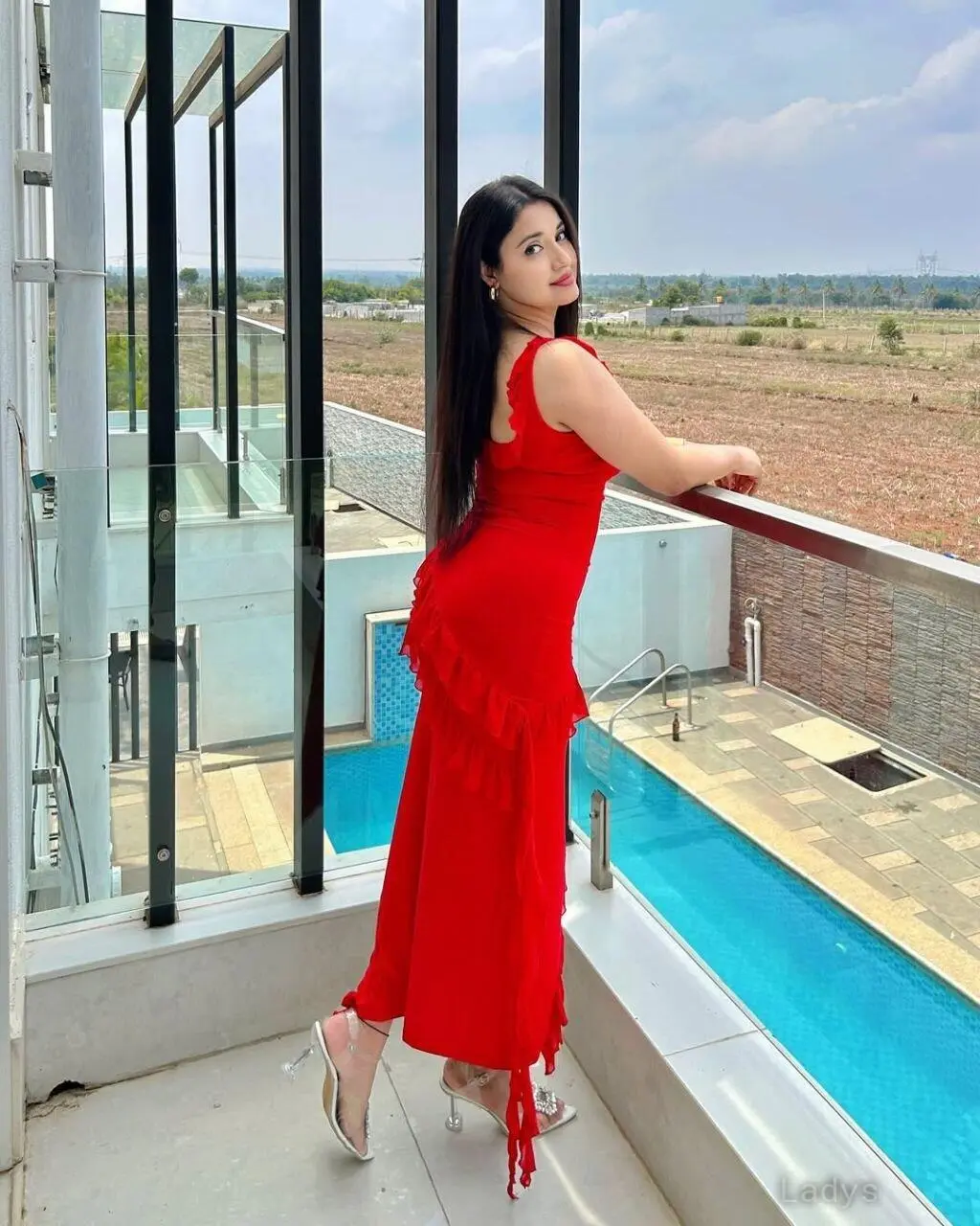 Zoya, years old Kochi escort girl with big tits, height sm, Weight kg