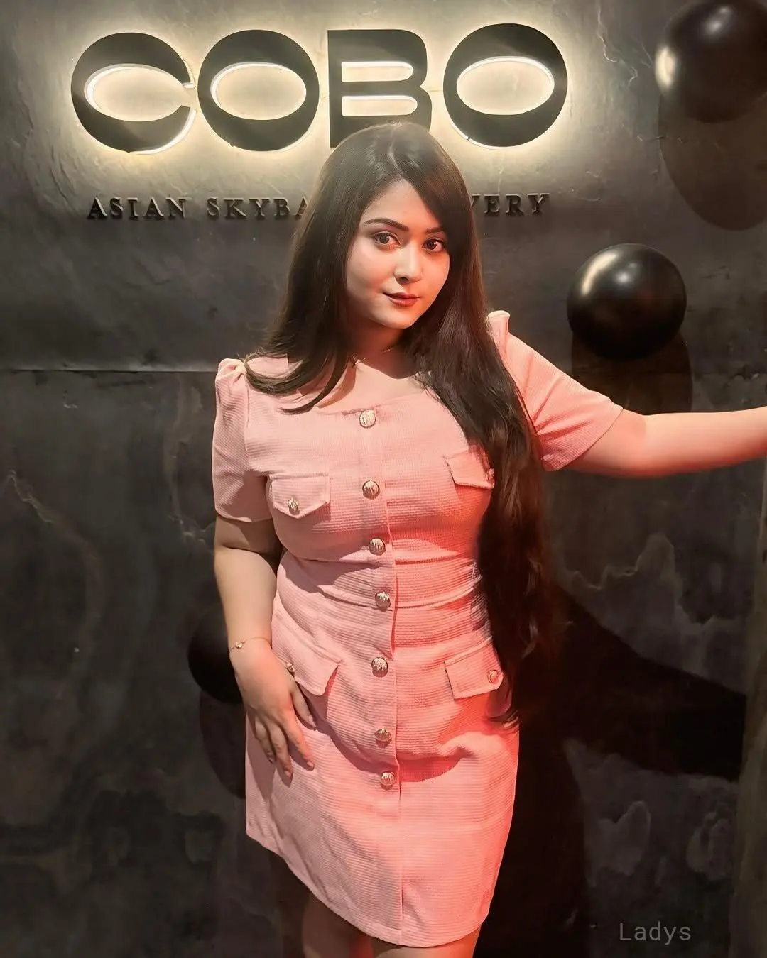 Anika, 23 years beautiful nude Kochi escorts girl, height 152 sm, Weight kg
