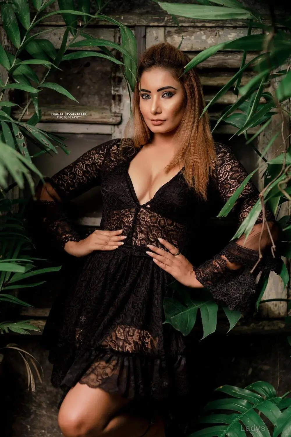 Diviya, 25 years beautiful nude Kochi escorts girl, height 165 sm, Weight kg